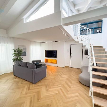 트리에스테 Tarabochia 8 Tirabora Short Rent 아파트 외부 사진